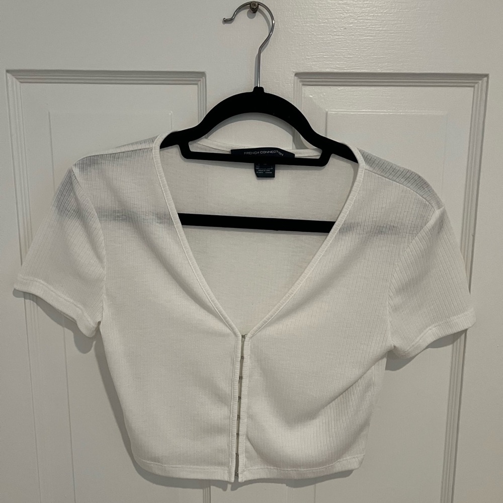 Short sleeve French connection crop top
